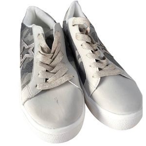 Camo with Silver Open Star Sneakers.      Size 11 New Without Tags!!!